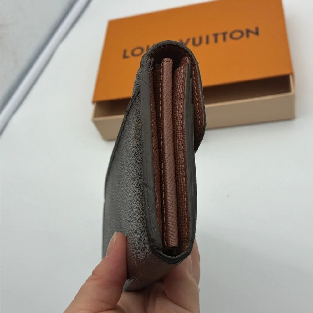 Louis Vuitton Brown Sarah envelope style Monogram Women's Wallet with box